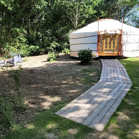 Luxury tent Clos Des Monts Saint-Martin-des-Besaces