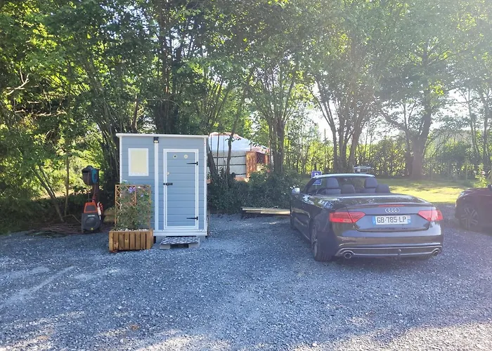 Clos Des Monts Роскошный шатер Saint-Martin-des-Besaces