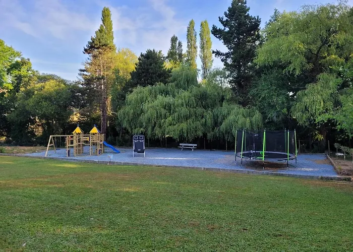 Campo de lujo Clos Des Monts Saint-Martin-des-Besaces