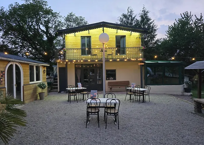 Clos Des Monts Campo de lujo Saint-Martin-des-Besaces